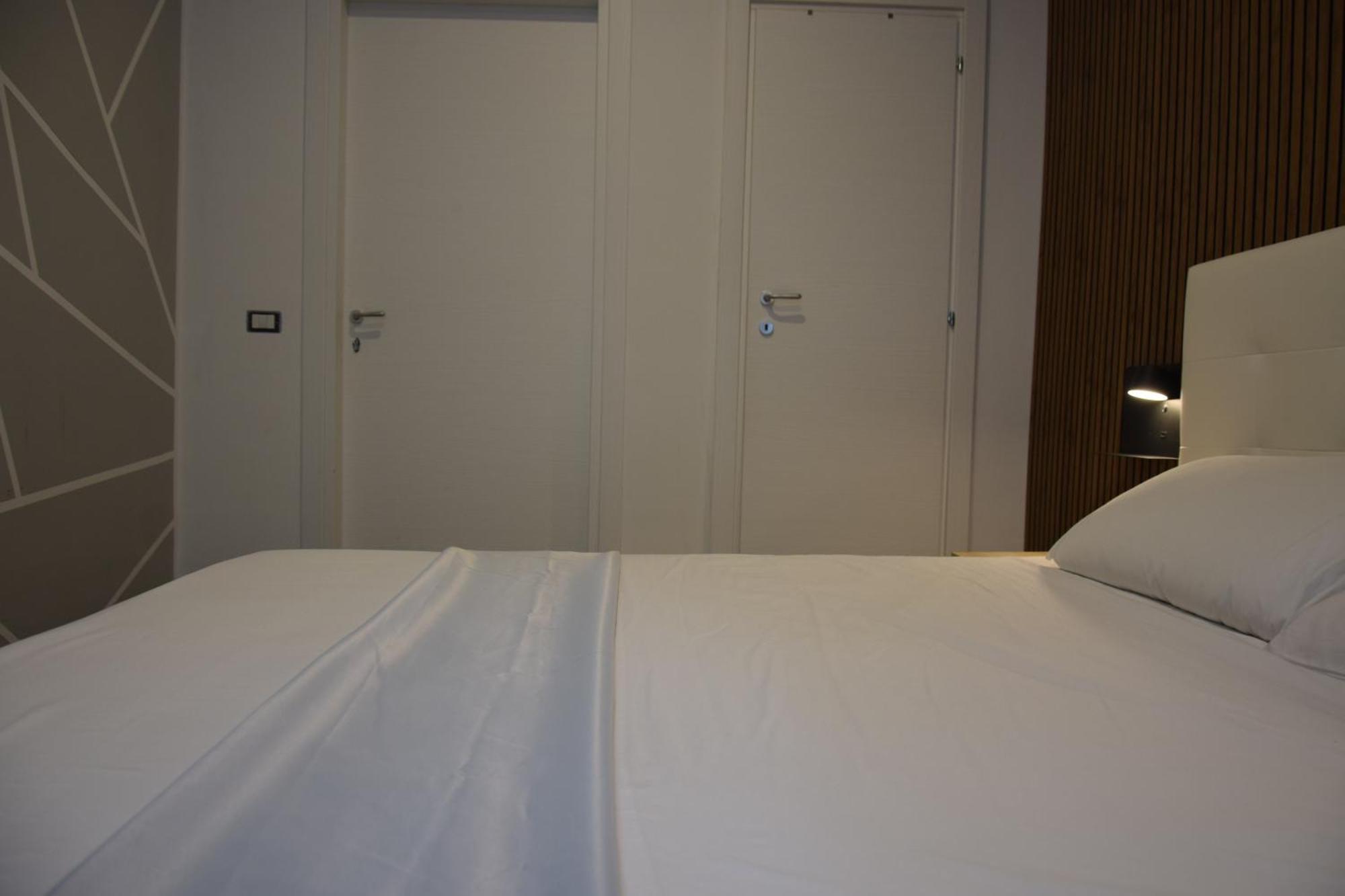 Napoli Central Stay Rooms Naples